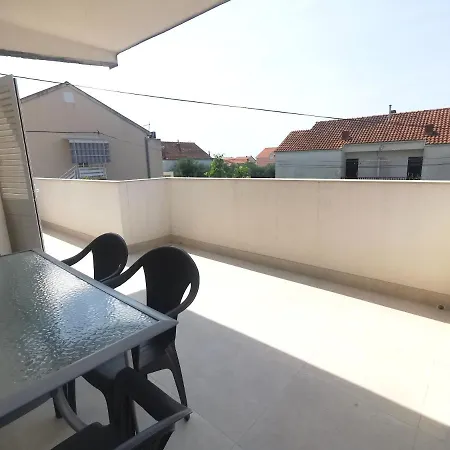 Ema Apartamento Vodice