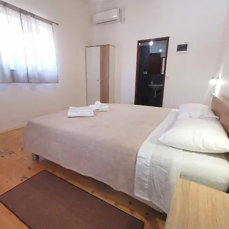 Ema Apartamento Vodice